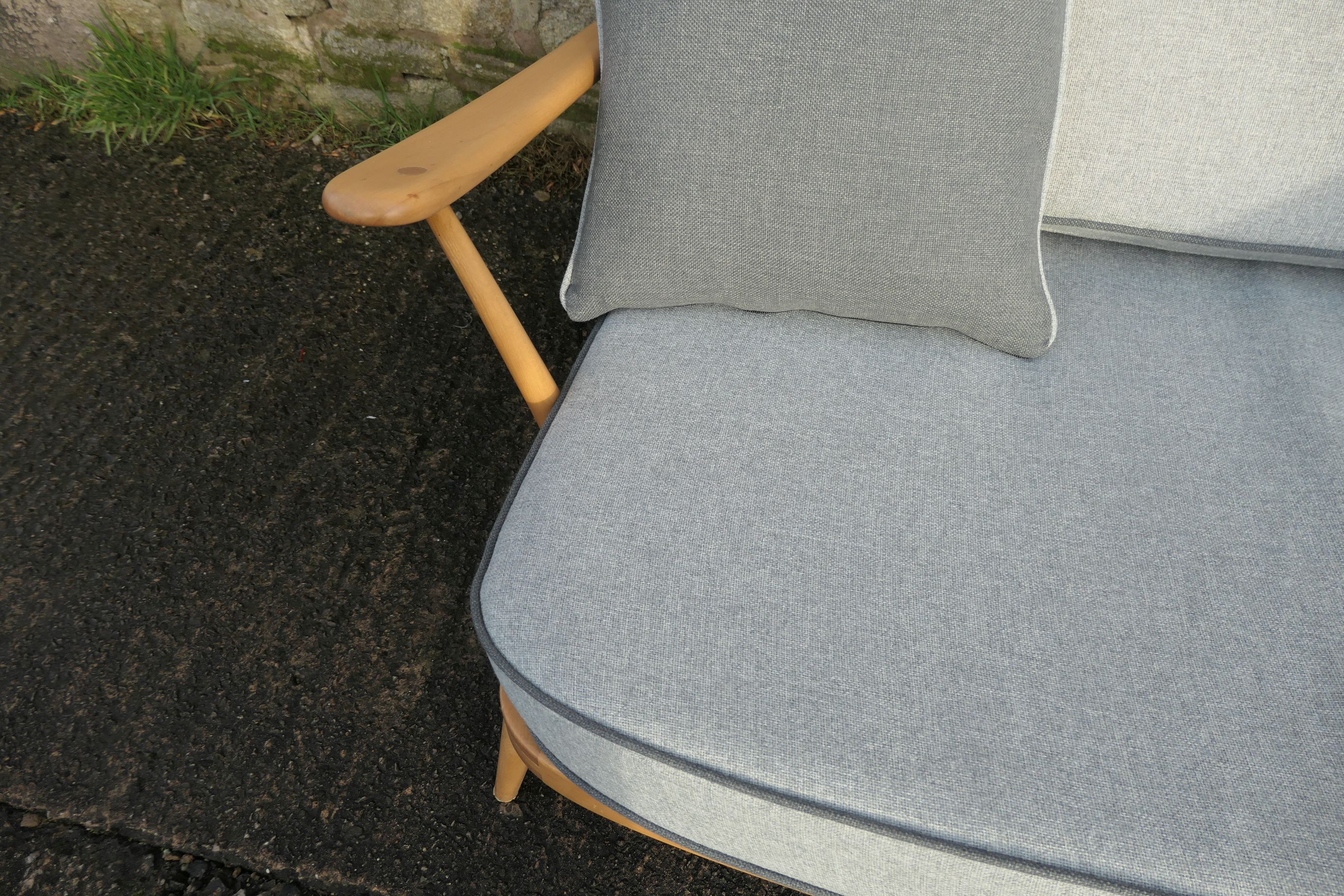 Light Grey Seat & Back 203 settee with MId Grey piping