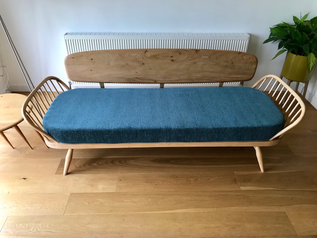 Ercol 355 Studio Couch Glyndebourne Teal Mattress only
