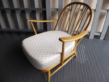 Ercol 203 Seat Cushion in Elegant Cream Wool