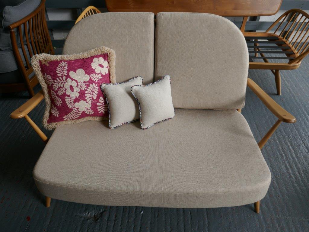 Ercol 203 2 Seater Settee Seat and Back Cushions in Venetian Vanilla