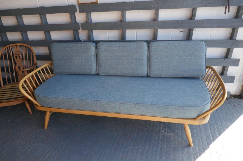 Ercol 355 Studio Couch Glastonbury Teal Complete set of Cushions and Covers with plain piping
