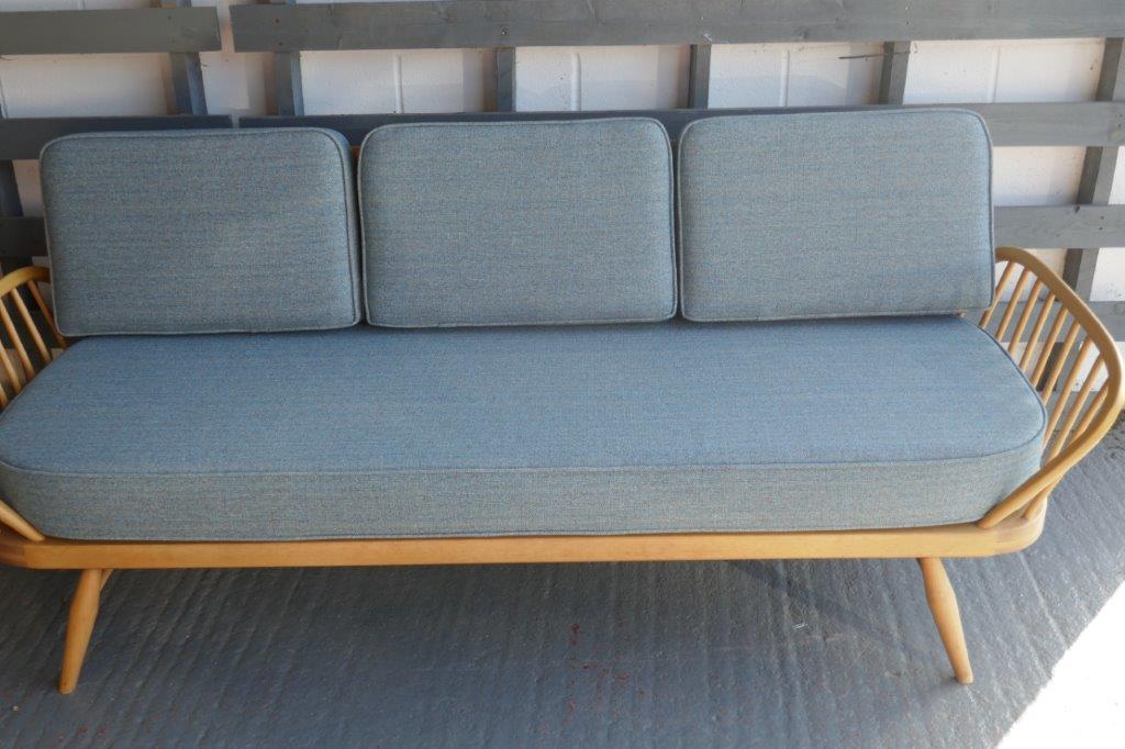 Ercol 355 Studio Couch  Glastonbury Teal Complete set of 