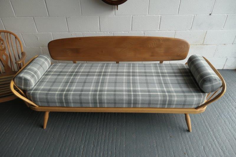 Ercol 355 Studio Couch Dove Grey Mattress only   (BOLSTERS NOT INCLUDED IN PRICE)