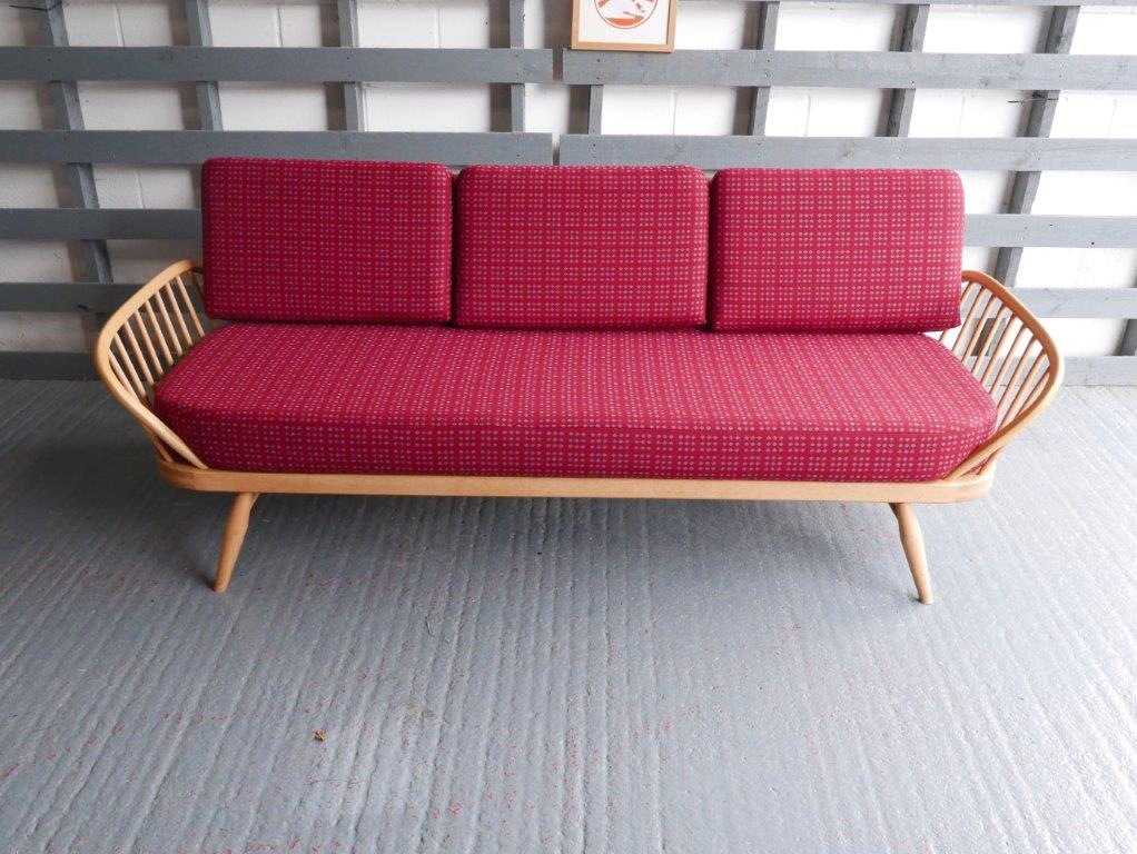 Ercol 355 Studio Couch Subtle Red with 9 square diamond pattern 92% wool