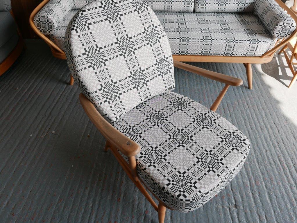 Ercol 203 Seat & Back Cushions in The Maze