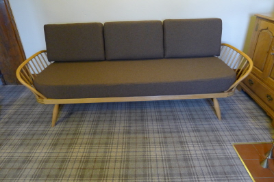 Ercol 355 Studio Couch Brown Hessian Complete set of Cushions and Covers