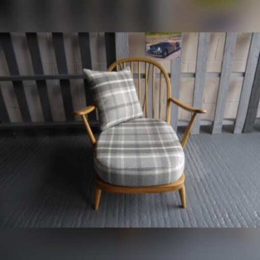 Ercol 203 Seat Cushion in Dove Grey - Image 7