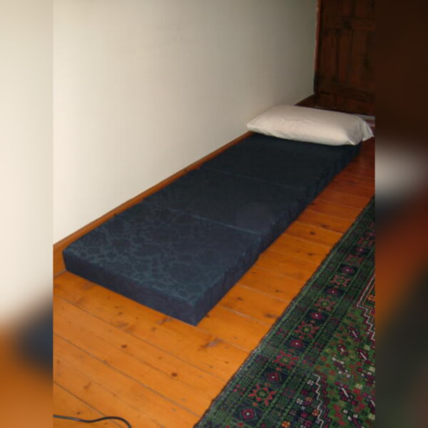 4Folding Foldaway Mattress 19x25x4 inches Asia Red - Image 3