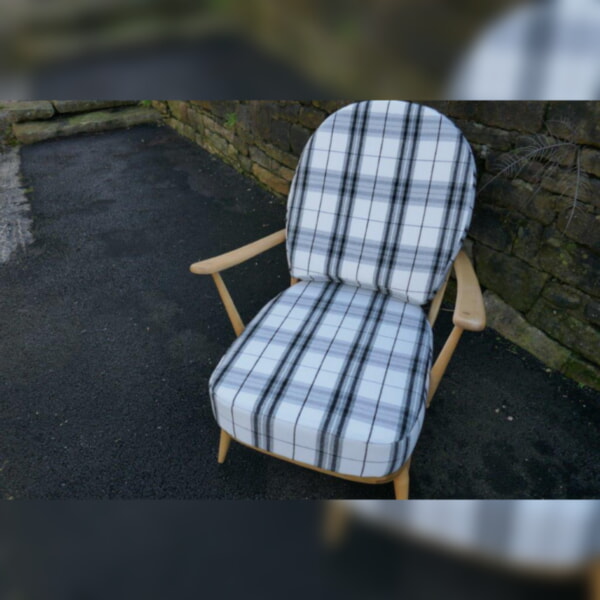 Ercol 203 Seat and Back Cushions Black & White Rebel Tartan - Image 3