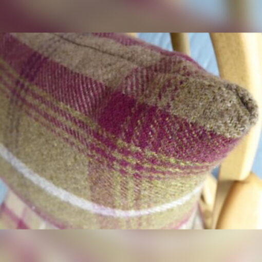 Ercol 203 Seat Cushion in Heather - Image 9