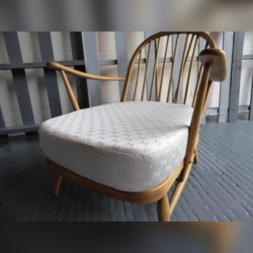 Ercol 203 Seat Cushion in Elegant Cream Wool - Image 2