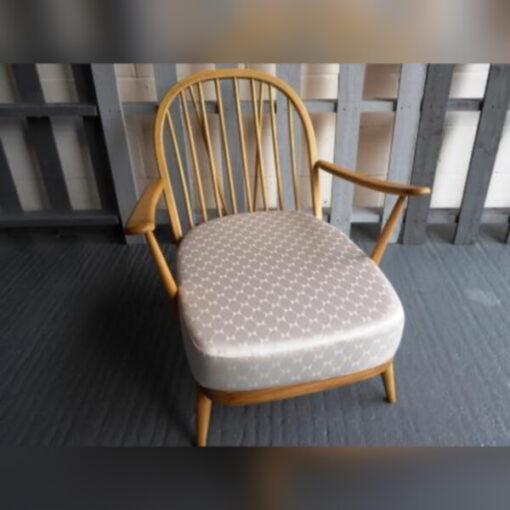 Ercol 203 Seat Cushion in Elegant Cream Wool - Image 3