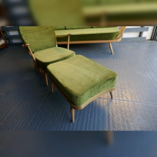 Ercol 341 footstool Cushion in Bay Leaf Green Velvet - Image 4