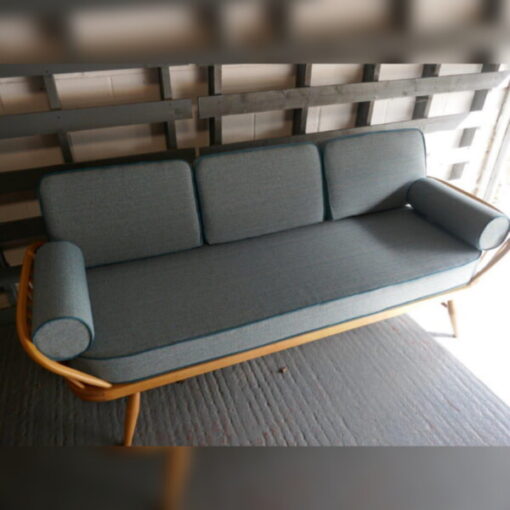 Ercol Cloister Seat cushion in Dove Grey with Mustard Piping - Image 5