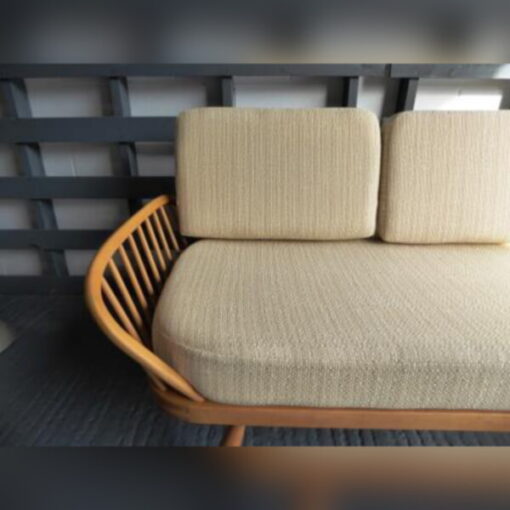 Ercol 355 Studio Couch Complete with foam and Candlewick covers. - Image 5
