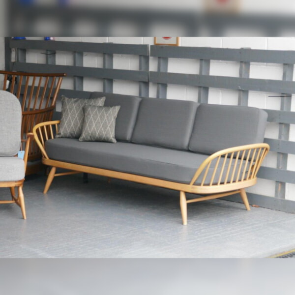 Ercol 355 Studio Couch 92% wool Steel City Grey Complete set of Cushions