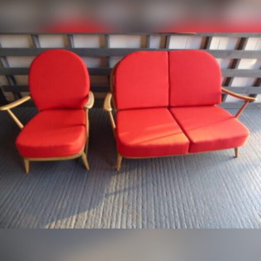 Ercol 203 2 Seater Seat Cushion in 2 pieces with 2 back cushions in Post Box Red - Image 6