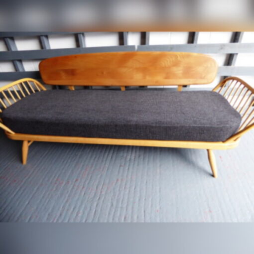 Ercol 355 Studio Couch Galgate Grey Mattress and Cover - Image 3
