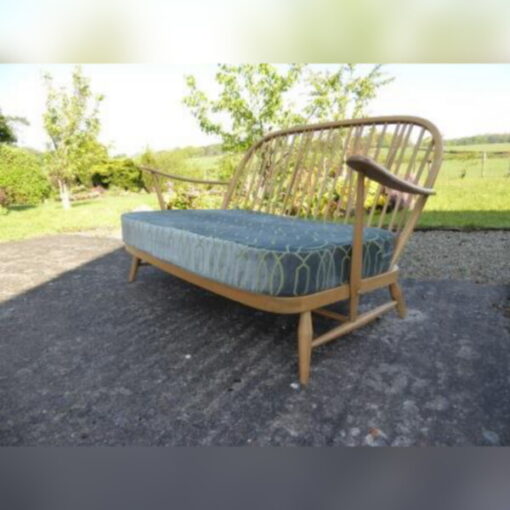 Ercol 203 3 Seater Mattress in Pantone Green - Image 5
