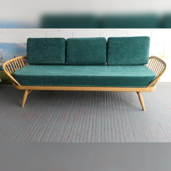 Ercol 355 Studio Couch in Ross Fabrics Pimlico Petrol