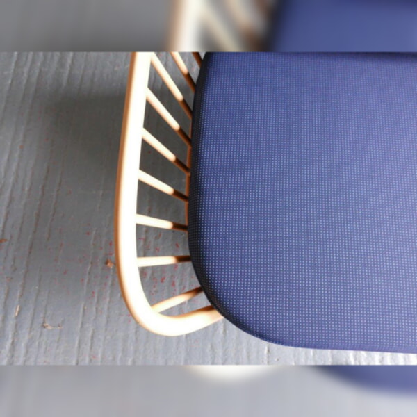 Ercol 355 Studio Couch Blue Navy dotted pattern 92% wool - Image 7