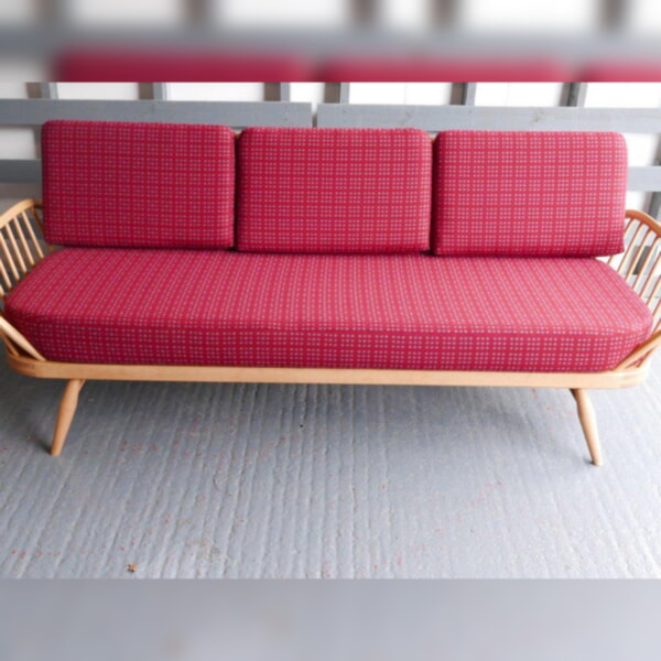 Ercol 355 Studio Couch Subtle Red with 9 square diamond pattern 92% wool - Image 2