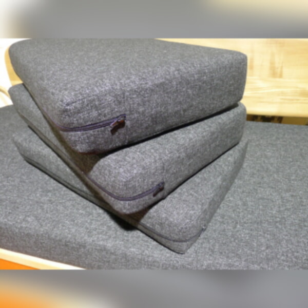 Ercol 355 Studio Couch Charcoal Stitch Mattress and Cover - Image 6