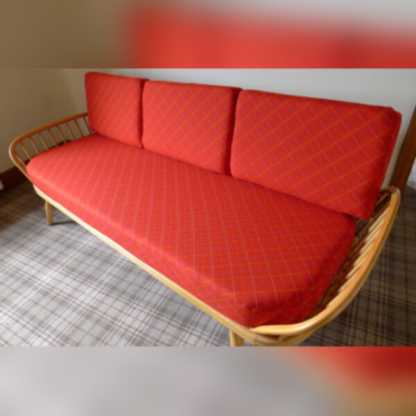 Ercol 355 Studio Couch Red Wool Complete set of Cushions and Covers - Image 5