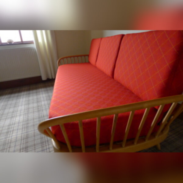 Ercol 355 Studio Couch Red Wool Complete set of Cushions and Covers - Image 7