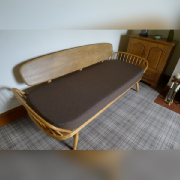 Ercol 355 Studio Couch Brown Hessian Complete set of Cushions and Covers - Image 2