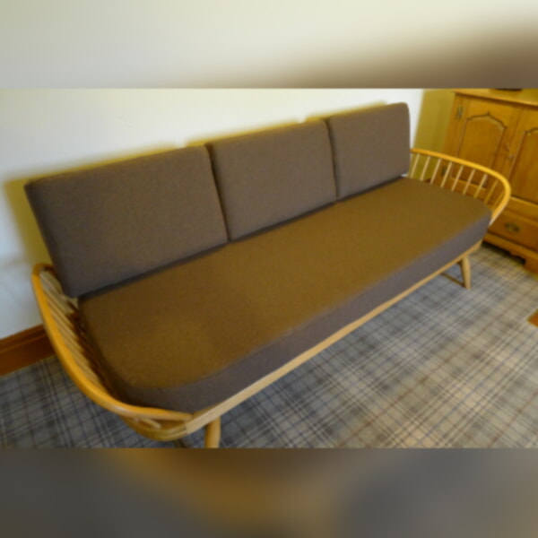 Ercol 355 Studio Couch Brown Hessian Complete set of Cushions and Covers - Image 5