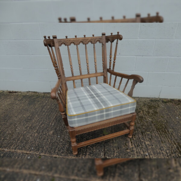 Ercol Cloister Seat cushion in Dove Grey with Mustard Piping
