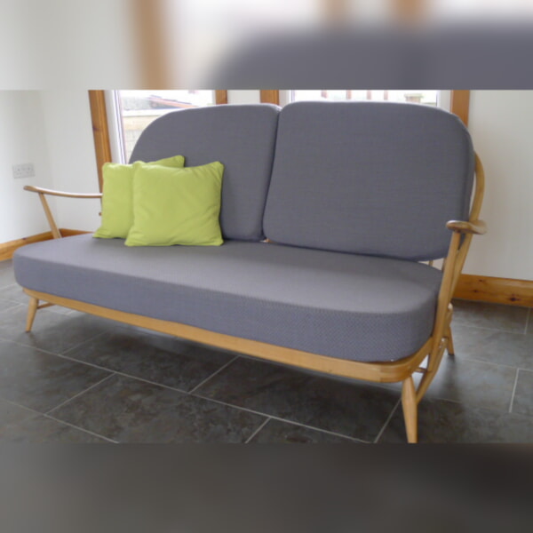 Ercol 203 3 Seater Mattress in Grey/Blue Hatch - Image 6