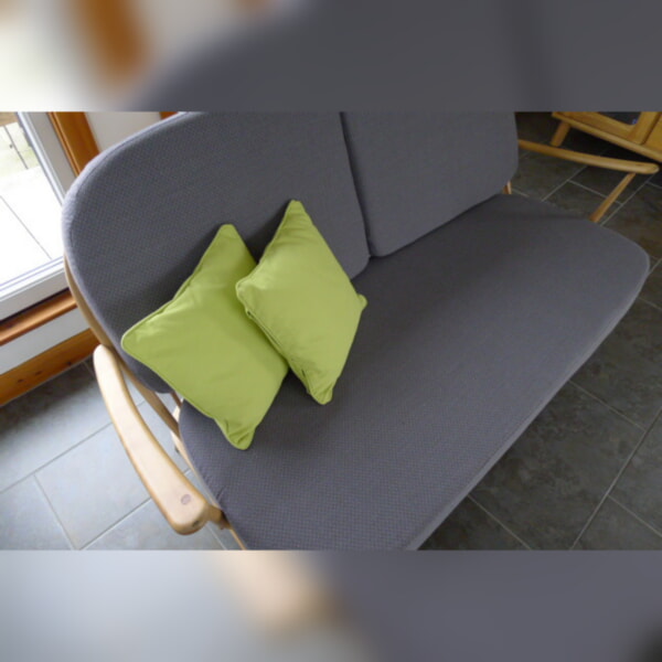 Ercol 203 3 Seater Mattress in Grey/Blue Hatch - Image 3