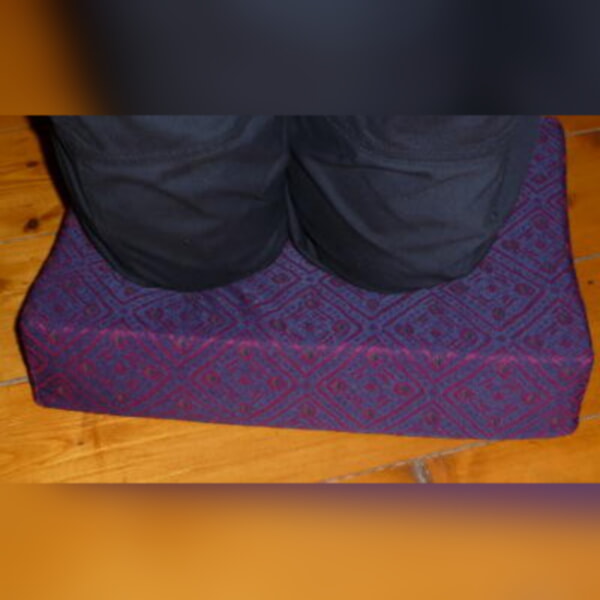 Church Kneelers (14 x 10 x 3 inches) - Image 4
