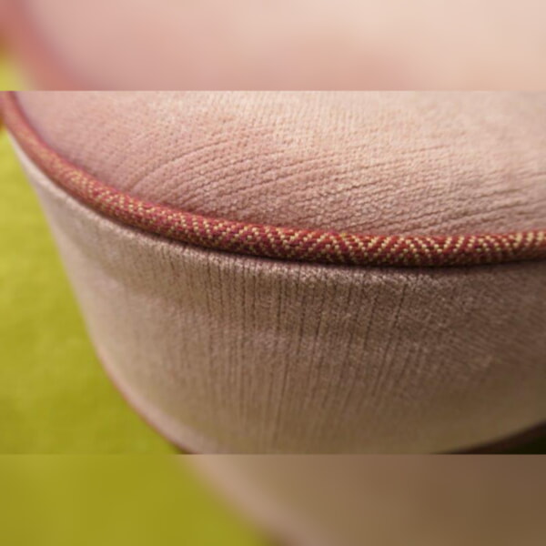 Ercol 355 Ross Fabrics Pimlico Blush with contrasting piping