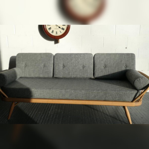 Ercol Daybed 355 in our Eccleshill Grey.