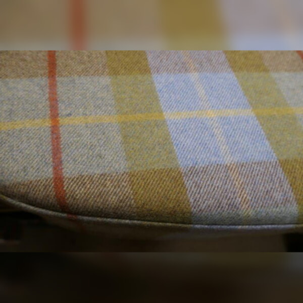 Fabulous tartan, customer's own fabric. Fabulous tartan, customer's own fabric.