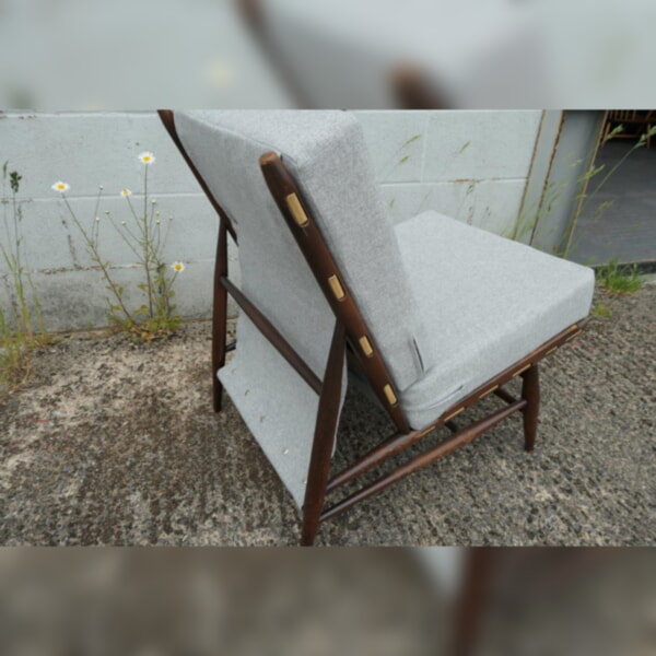 Ercol 427 in Light grey, out today 10th June