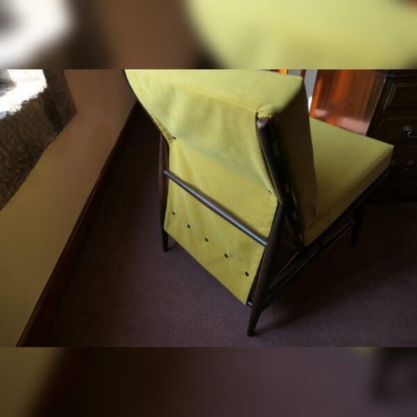 Ercol 427 in our new velvet fabric
