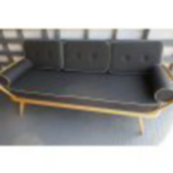 Ercol 355 Daybed, with a touch of customer design
