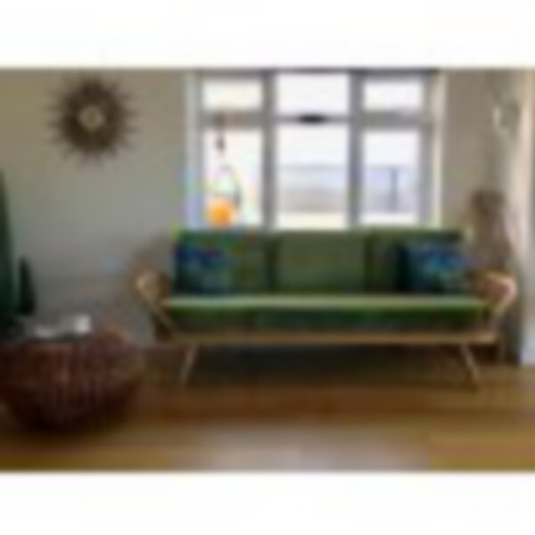Mel from Newquay Daybed one.