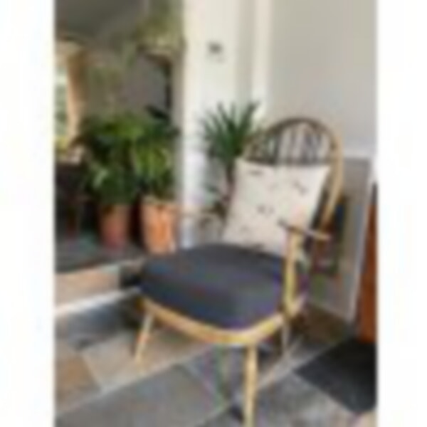 Ercol 609. We think we're the only company in Britain that has a pattern for this rare model!