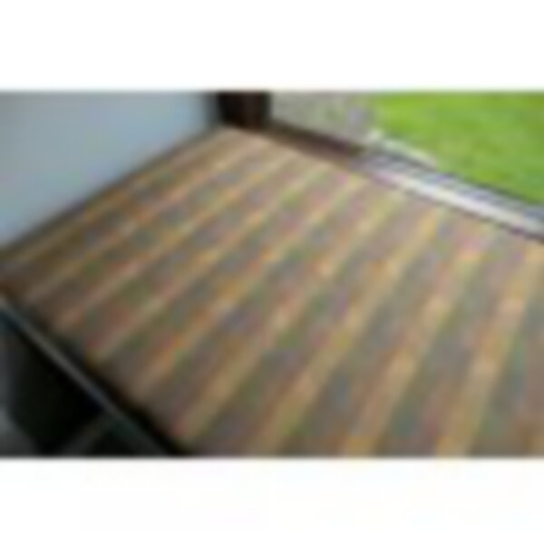 We like this very special 100% wool fabric