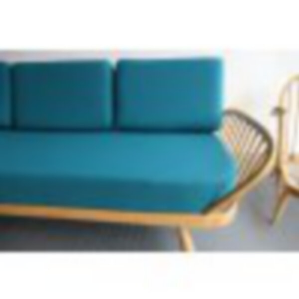 Ercol 355 Daybed in 100% Teal Wool