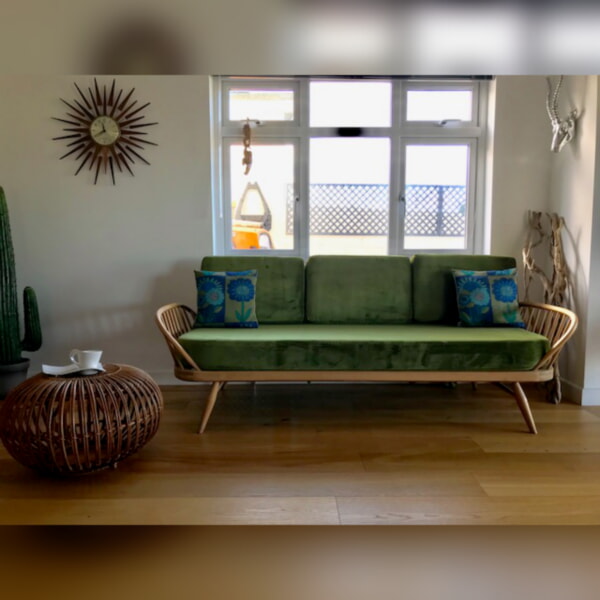 Mel from Newquay Daybed one.