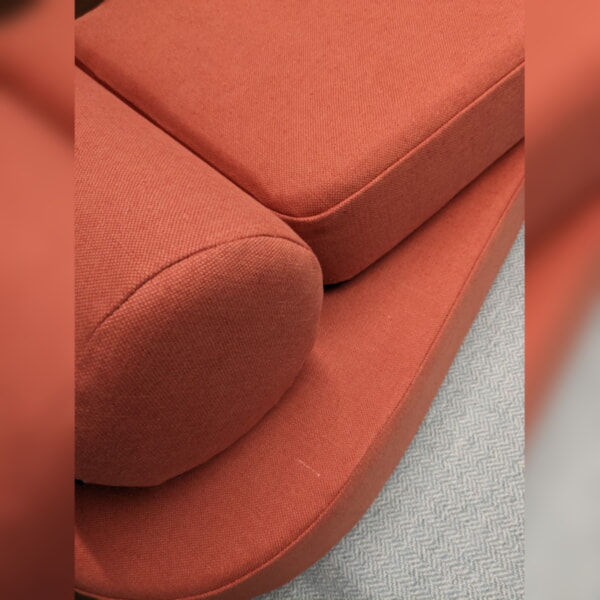 Ercol 355 Daybed in Ross Natura, Coral. Ercol 355 Daybed in Ross Natura, Coral.